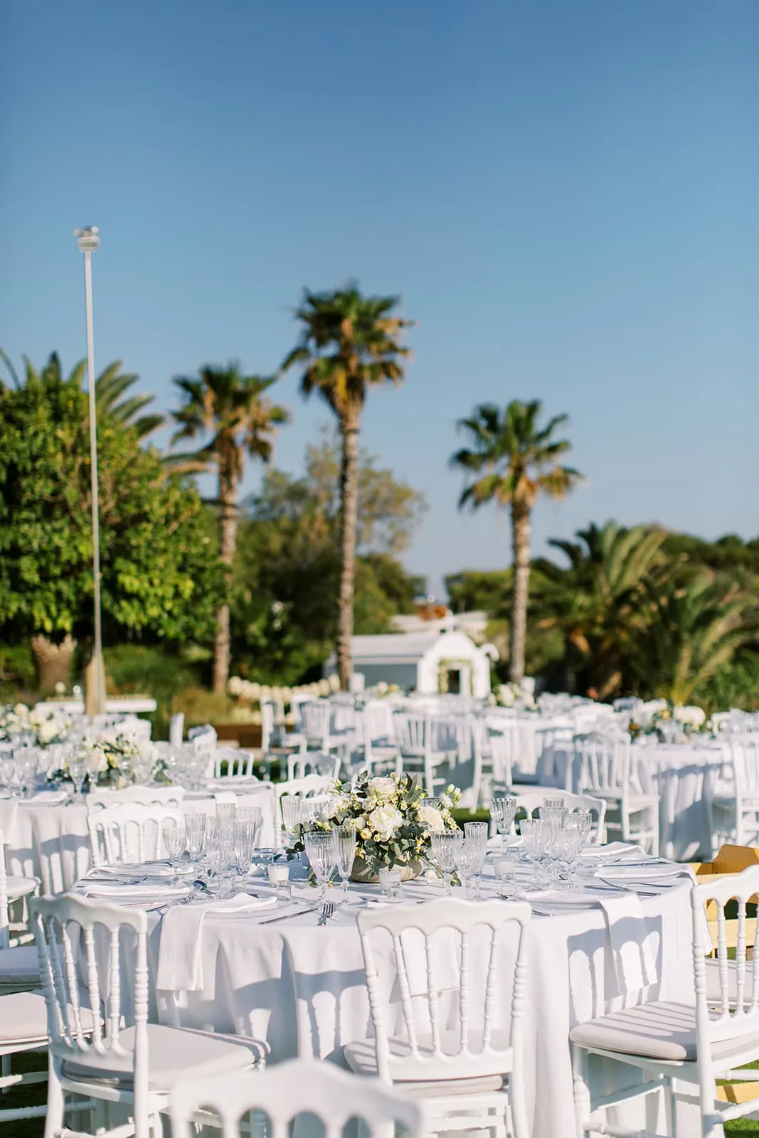Marriage with the timeless beauty of the Greek element