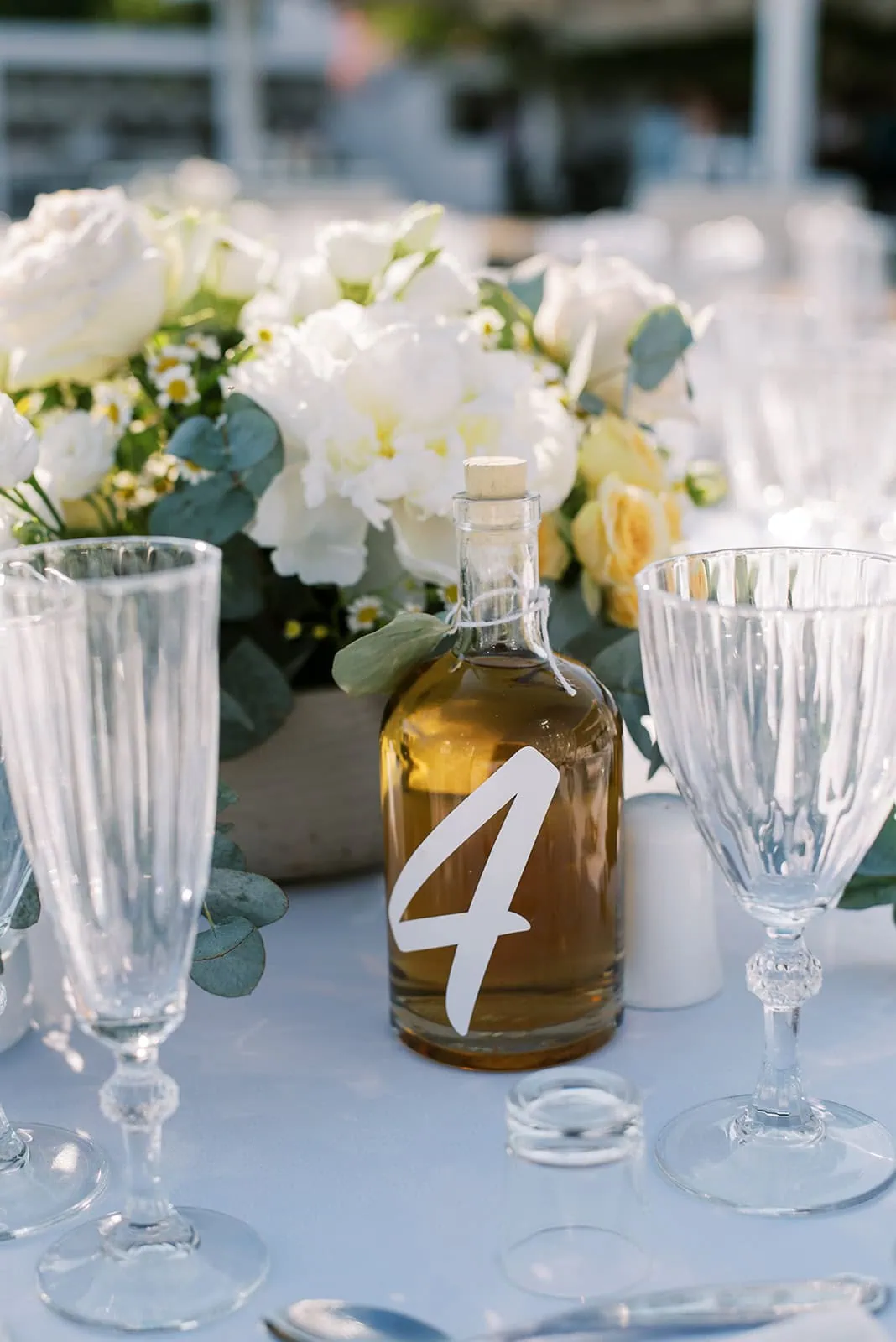 Marriage with the timeless beauty of the Greek element