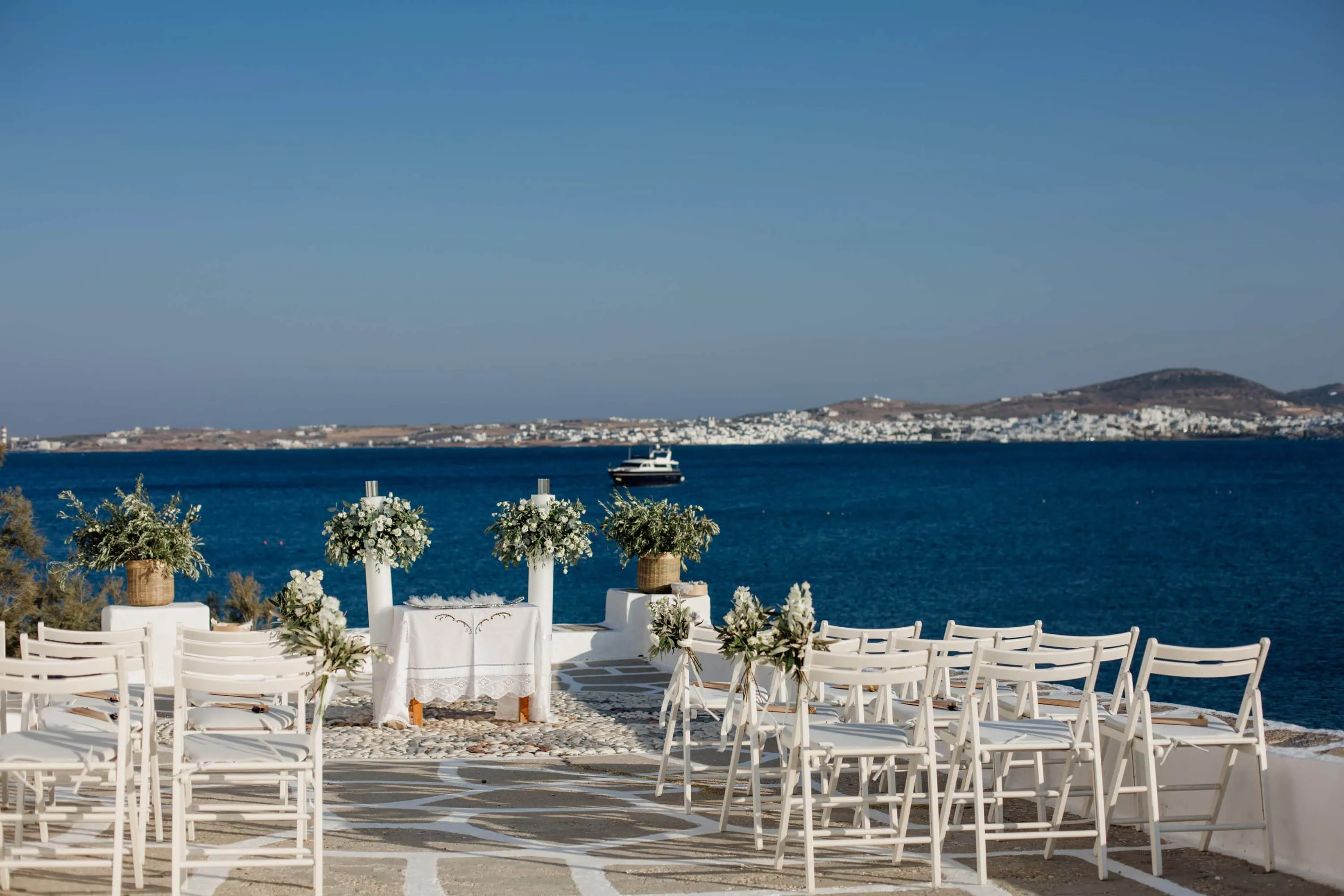 Summer wedding in Paros